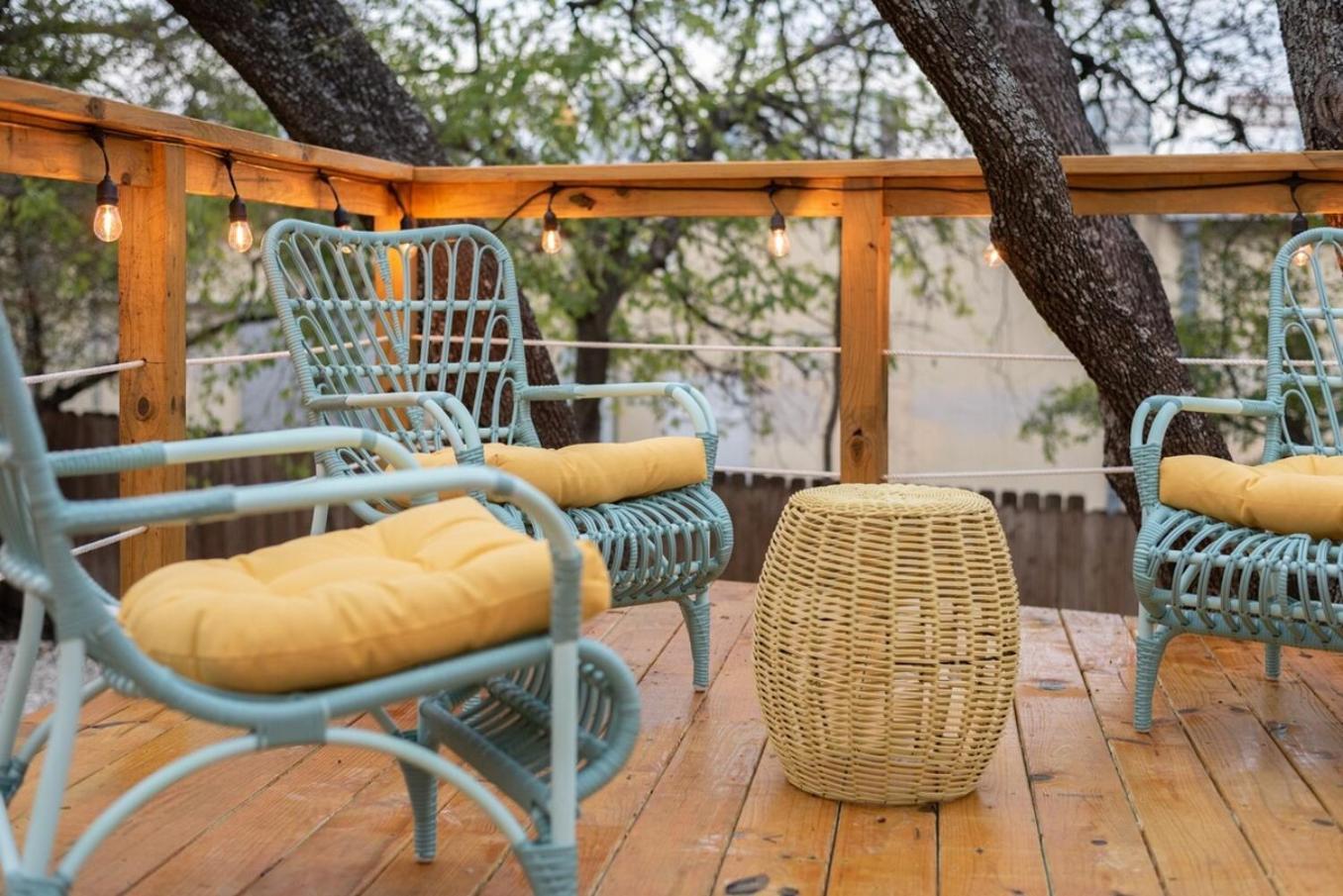 Luxurious Home With Hot Tub & Tree Deck By 6Flags サンアントニオ エクステリア 写真